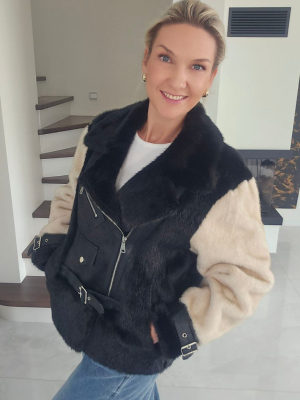 Prabangus stilingi kailiniai